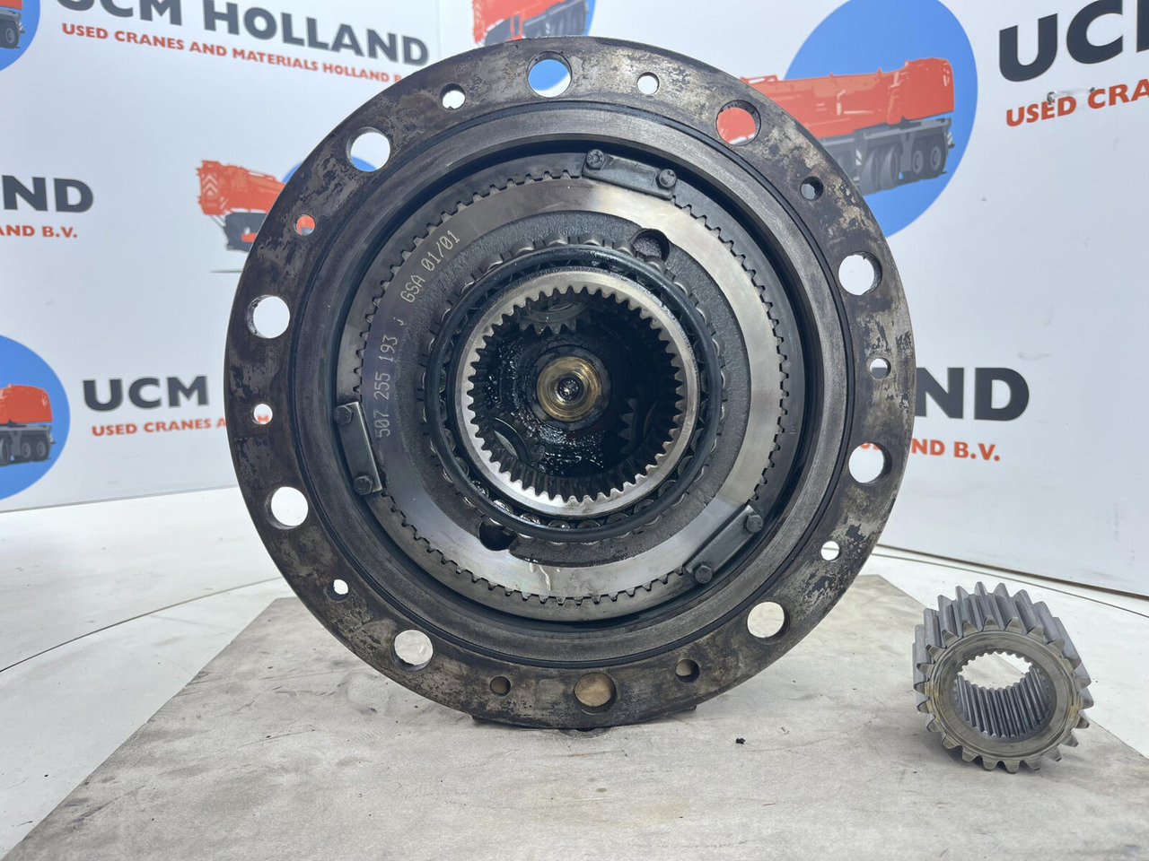 FAUN ATF 45-3 Planetary gear 22-25-74-32-3PL-H137-46 - Veomootor - Autokraana: pilt 4 FAUN ATF 45-3 Planetary gear 22-25-74-32-3PL-H137-46 - Veomootor - Autokraana: pilt 4