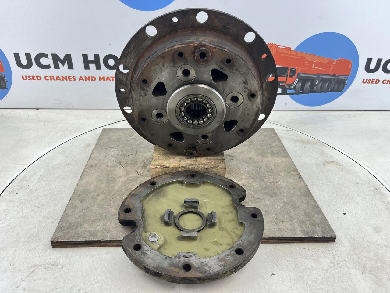 FAUN HK 40 planetary gear 27-18-65-24-4pl-H64-24 - Veomootor - Autokraana: pilt 1 FAUN HK 40 planetary gear 27-18-65-24-4pl-H64-24 - Veomootor - Autokraana: pilt 1