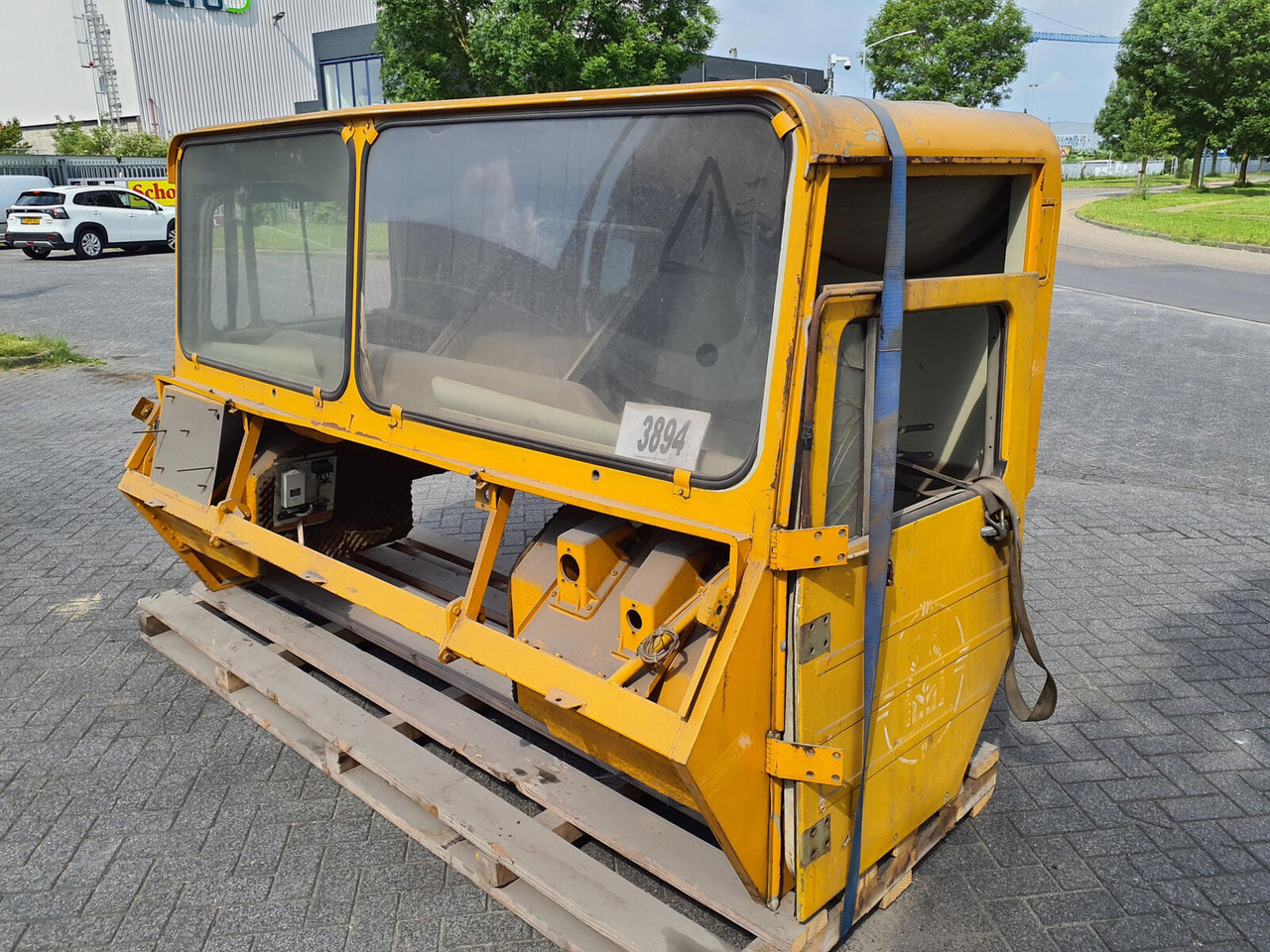 FAUN KF lower cabin - Kabiin - Autokraana: pilt 2 FAUN KF lower cabin - Kabiin - Autokraana: pilt 2