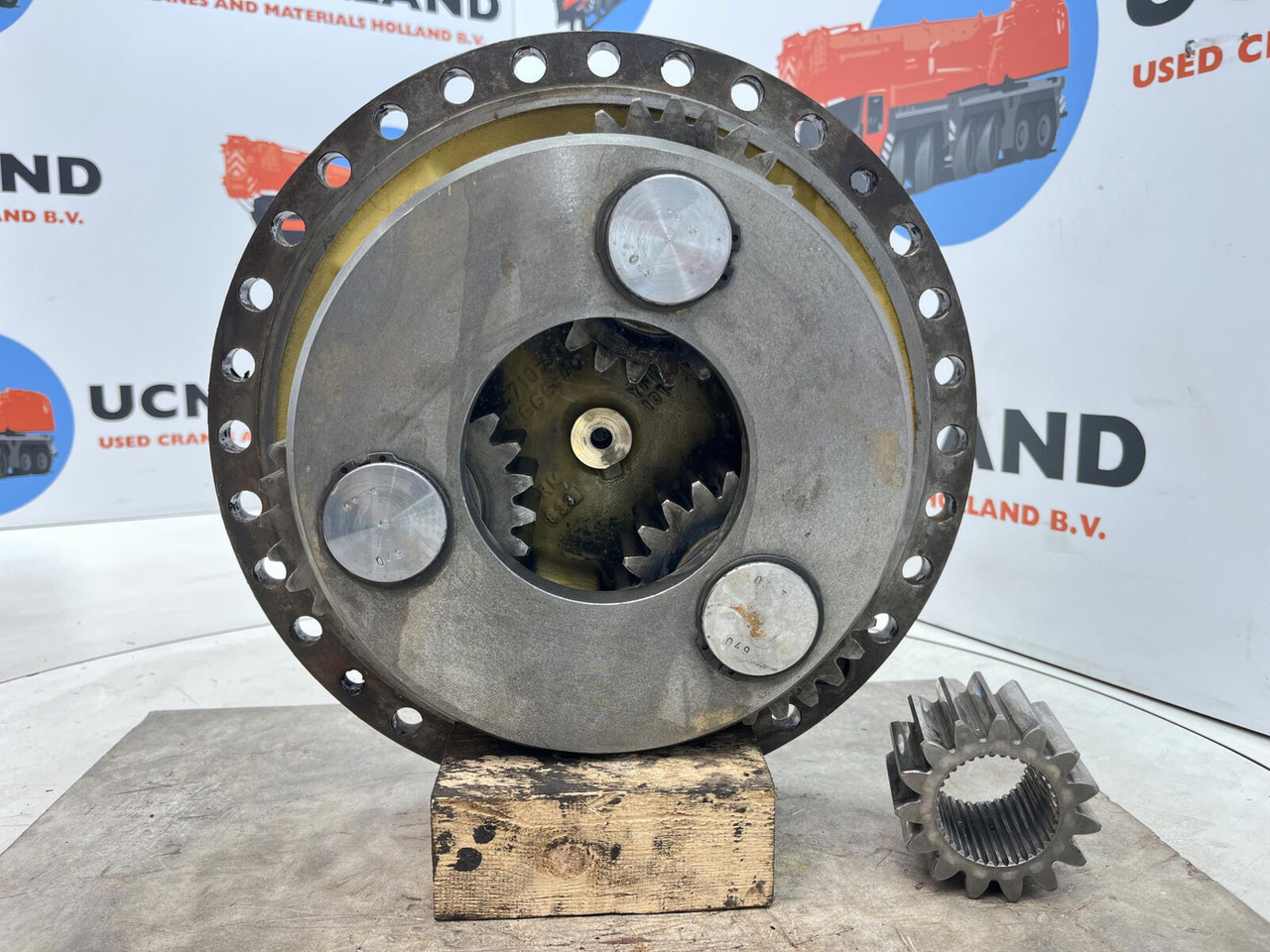 FAUN RTF 30 Planetary gear 15-23-63-36-3pl-H25-24 - Veomootor - Kraana: pilt 4 FAUN RTF 30 Planetary gear 15-23-63-36-3pl-H25-24 - Veomootor - Kraana: pilt 4