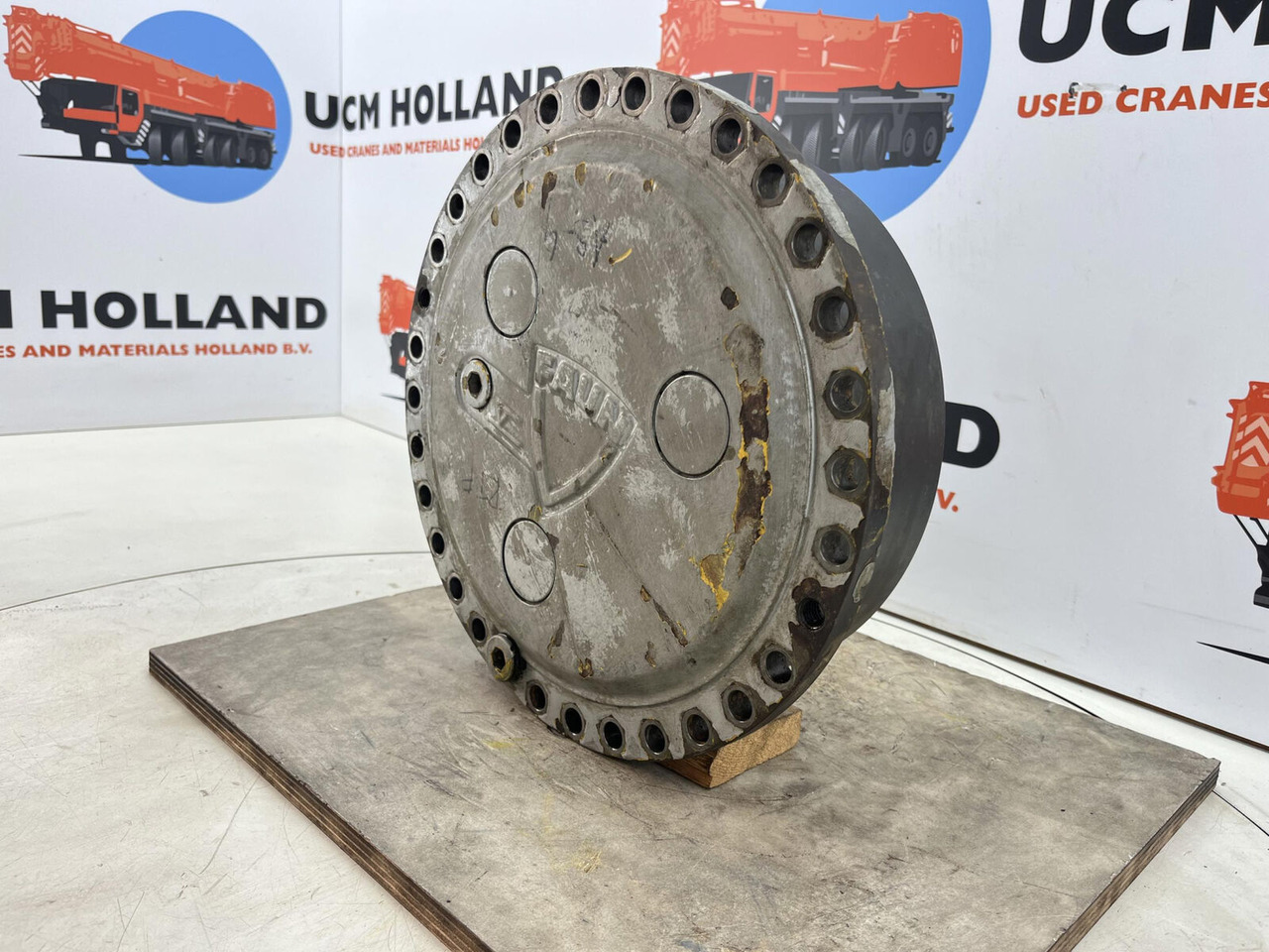 FAUN RTF 30 Planetary gear 15-23-63-36-3pl-H25-24 - Veomootor - Kraana: pilt 2 FAUN RTF 30 Planetary gear 15-23-63-36-3pl-H25-24 - Veomootor - Kraana: pilt 2