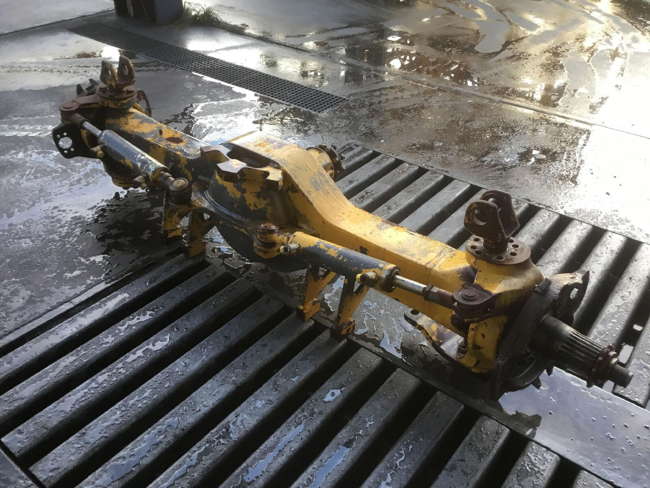 FAUN RTF 50-3 axle 1 - Telg ja varuosad - Autokraana: pilt 4 FAUN RTF 50-3 axle 1 - Telg ja varuosad - Autokraana: pilt 4