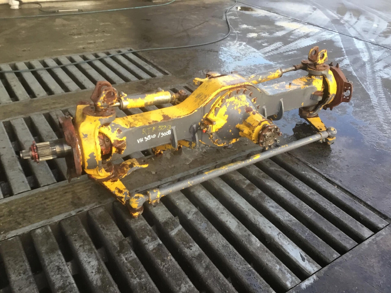 FAUN RTF 50-3 axle 1 - Telg ja varuosad - Autokraana: pilt 1 FAUN RTF 50-3 axle 1 - Telg ja varuosad - Autokraana: pilt 1