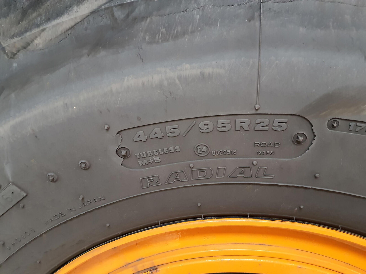 FAUN Wheel 445/95R25 10 7.5 3p - Komplektne ratas - Kraana: pilt 5 FAUN Wheel 445/95R25 10 7.5 3p - Komplektne ratas - Kraana: pilt 5