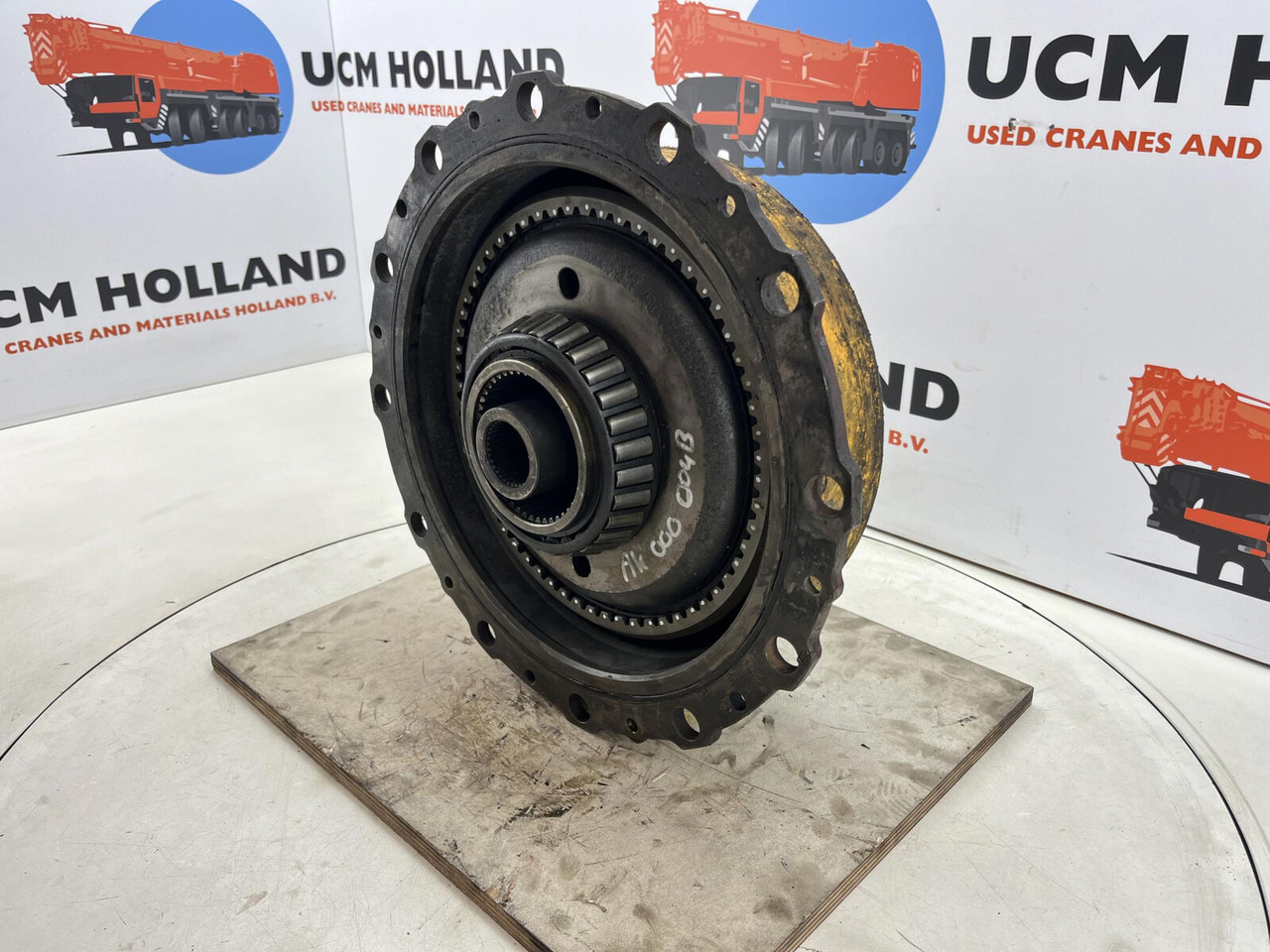Grove GMK 2035 planetary gear 12-23-60-34-3pl-H135-46 - Veomootor - Autokraana: pilt 3 Grove GMK 2035 planetary gear 12-23-60-34-3pl-H135-46 - Veomootor - Autokraana: pilt 3