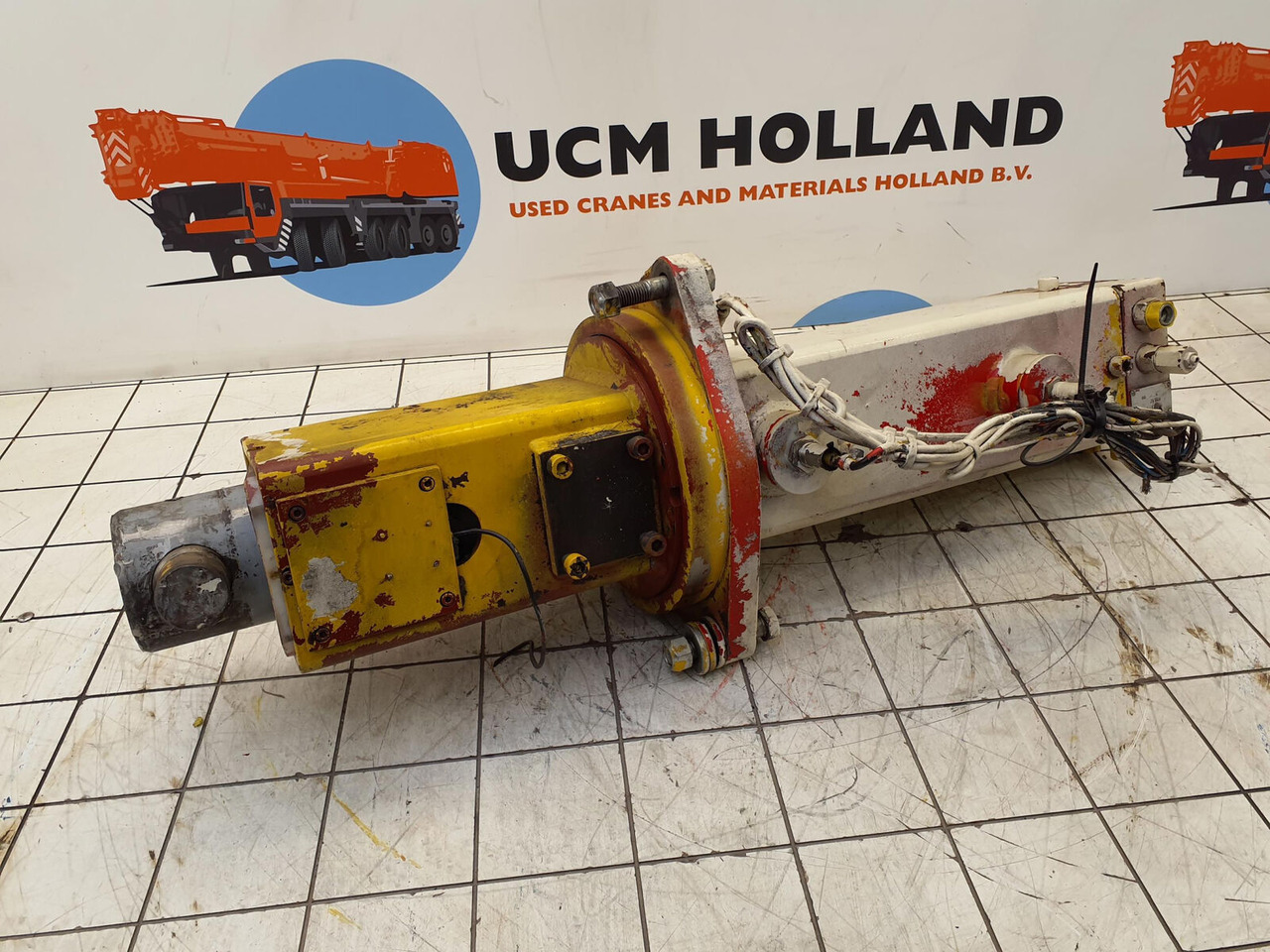 Grove GMK 3050 counterweight cylinder - Hüdrauliline silinder - Autokraana: pilt 4 Grove GMK 3050 counterweight cylinder - Hüdrauliline silinder - Autokraana: pilt 4