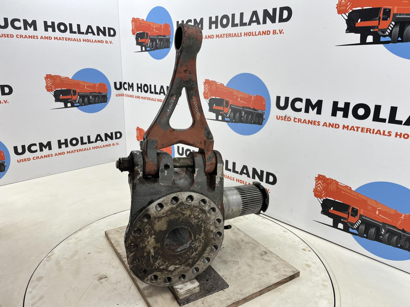 Grove GMK 3055 Steering knuckle 16 holes axle 3 right - Käändtelg - Kraana: pilt 5 Grove GMK 3055 Steering knuckle 16 holes axle 3 right - Käändtelg - Kraana: pilt 5