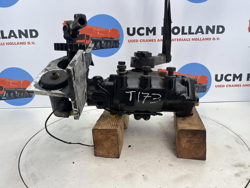 Grove GMK 3055 steering Box - Roolisammas - Kraana: pilt 5 Grove GMK 3055 steering Box - Roolisammas - Kraana: pilt 5