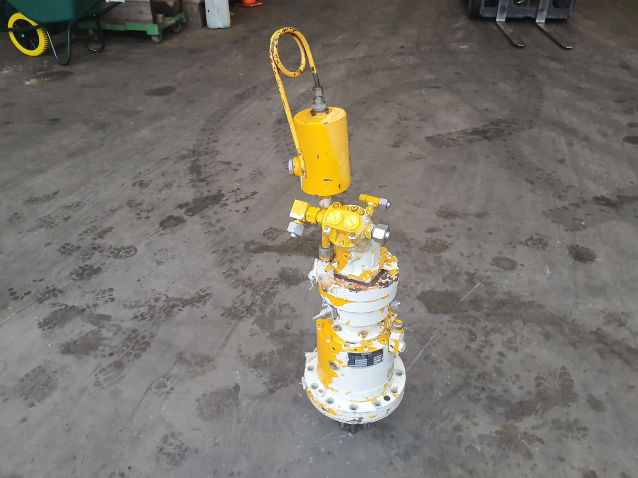 Grove GMK 5130-1 slewing gear - Pöördemootor - Autokraana: pilt 1 Grove GMK 5130-1 slewing gear - Pöördemootor - Autokraana: pilt 1