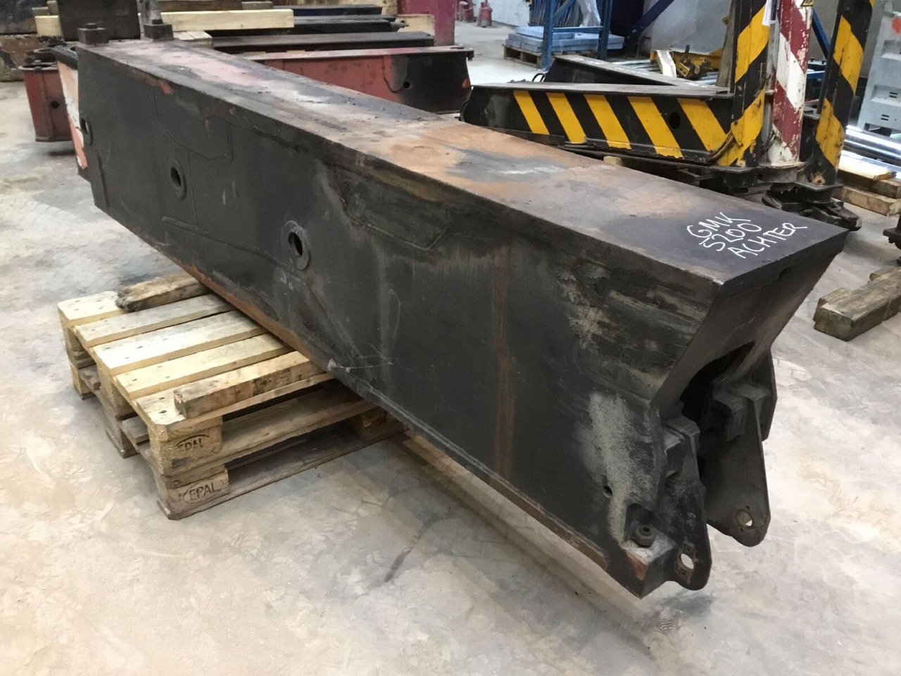 Grove GMK 5200 sliding beam rear - Vedrustus - Kraana: pilt 3 Grove GMK 5200 sliding beam rear - Vedrustus - Kraana: pilt 3