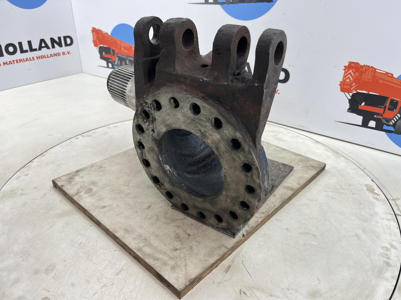 Grove GMK Steering knuckle 16 holes - Käändtelg - Autokraana: pilt 4 Grove GMK Steering knuckle 16 holes - Käändtelg - Autokraana: pilt 4