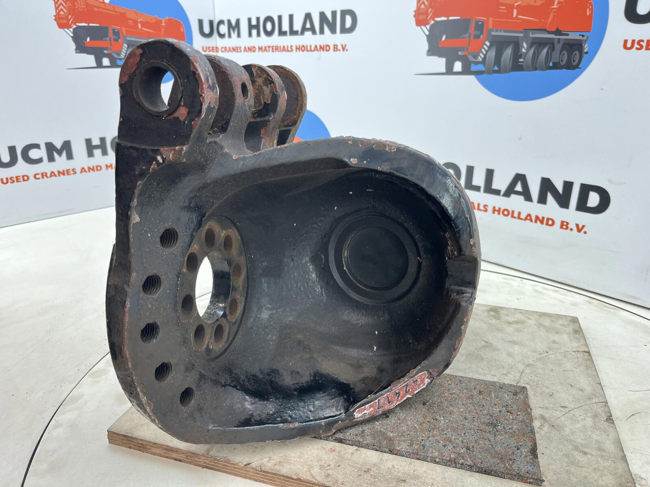 Grove GMK Steering knuckle 16 holes - Käändtelg - Autokraana: pilt 5 Grove GMK Steering knuckle 16 holes - Käändtelg - Autokraana: pilt 5