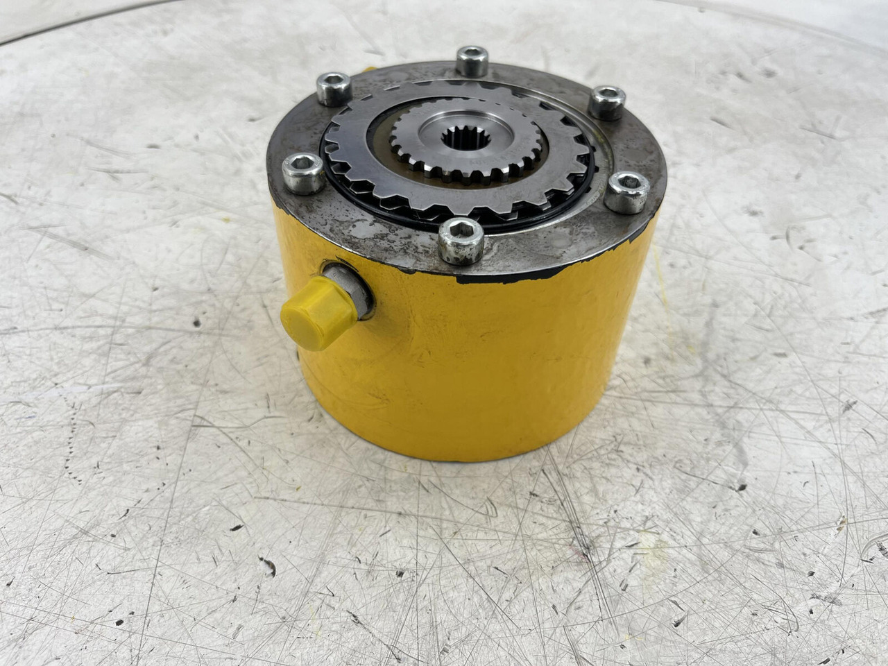 Grove MK 6300L-1 Swing brake - Pöördemootor - Autokraana: pilt 2 Grove MK 6300L-1 Swing brake - Pöördemootor - Autokraana: pilt 2