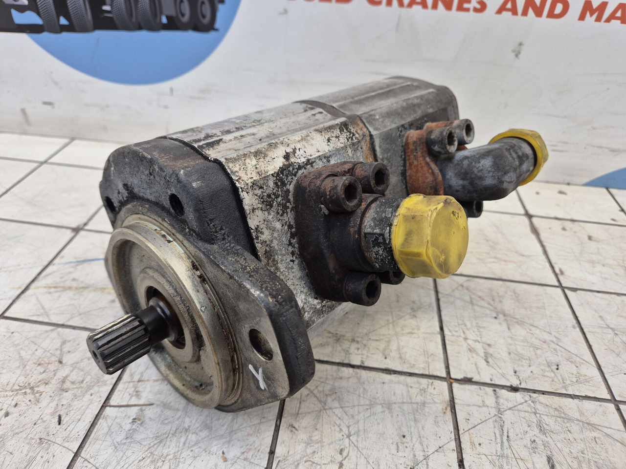 Haldex Barnes dual gear pump - Hüdrauliline pump - Autokraana: pilt 1 Haldex Barnes dual gear pump - Hüdrauliline pump - Autokraana: pilt 1