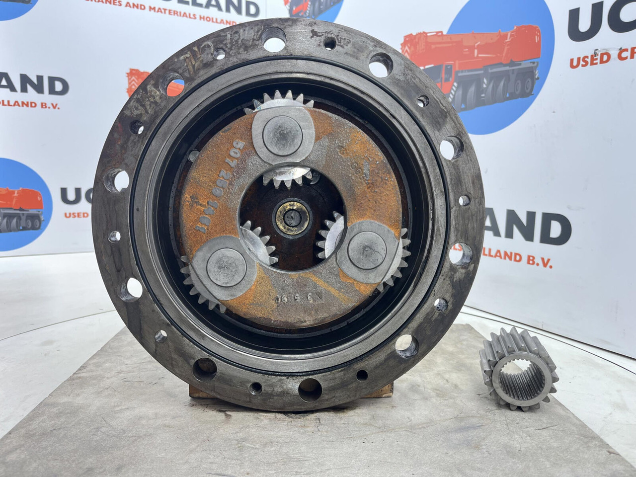 Kessler Planetary gear 17-24-67-32-3pl-H83-42 - Veomootor - Autokraana: pilt 4 Kessler Planetary gear 17-24-67-32-3pl-H83-42 - Veomootor - Autokraana: pilt 4