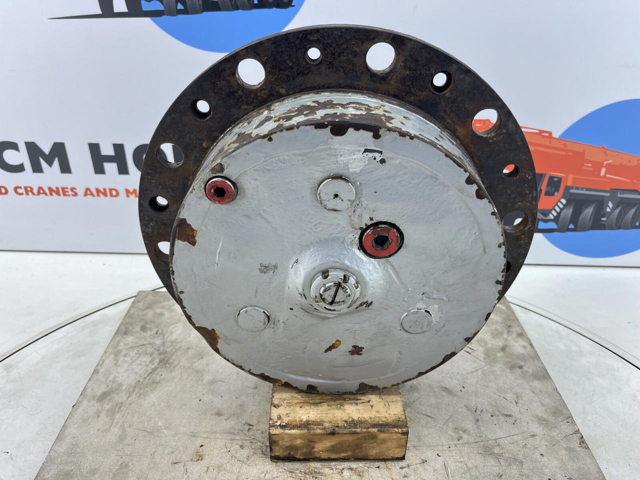 Kessler Planetary gear 31-15-62-40-3pl-H84-46 - Pöördemootor - Kraana: pilt 1 Kessler Planetary gear 31-15-62-40-3pl-H84-46 - Pöördemootor - Kraana: pilt 1
