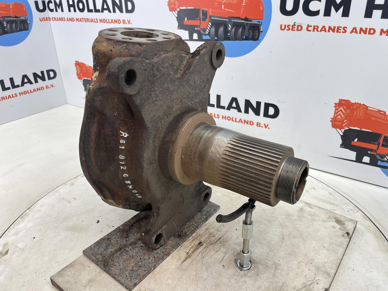 Krupp 70 GMT Steering knuckle axle 2 - Käändtelg - Autokraana: pilt 3 Krupp 70 GMT Steering knuckle axle 2 - Käändtelg - Autokraana: pilt 3