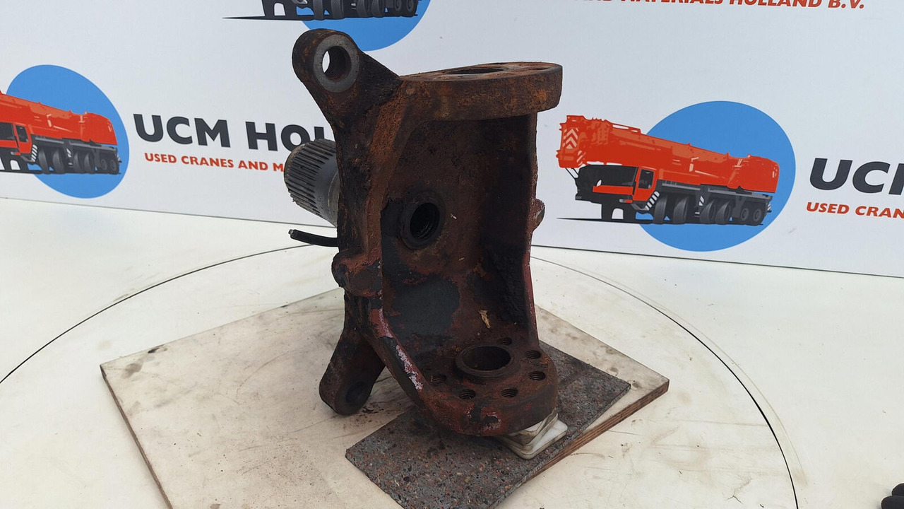 Krupp KMK 2025 Steering knuckle axle 1 - Käändtelg - Kraana: pilt 4 Krupp KMK 2025 Steering knuckle axle 1 - Käändtelg - Kraana: pilt 4