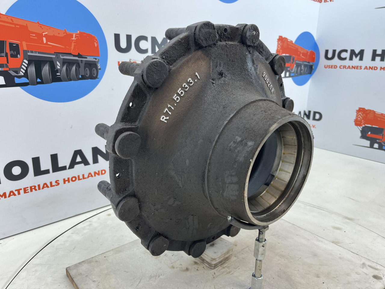 Krupp KMK 3045 Megatrak wheel hub - Rumm - Kraana: pilt 3 Krupp KMK 3045 Megatrak wheel hub - Rumm - Kraana: pilt 3