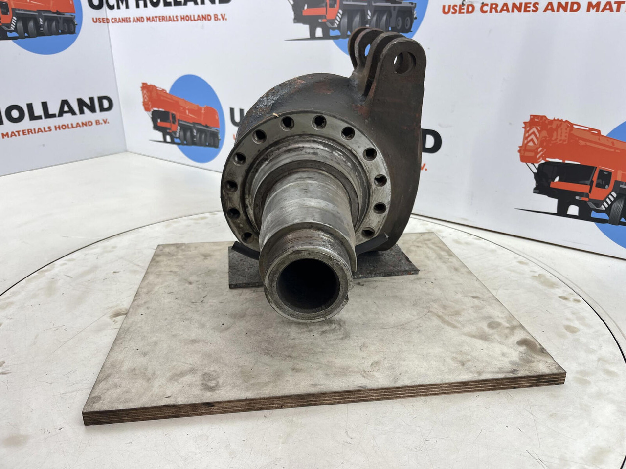 Krupp KMK 3045 Steering knuckle 16 holes - Käändtelg - Autokraana: pilt 2 Krupp KMK 3045 Steering knuckle 16 holes - Käändtelg - Autokraana: pilt 2