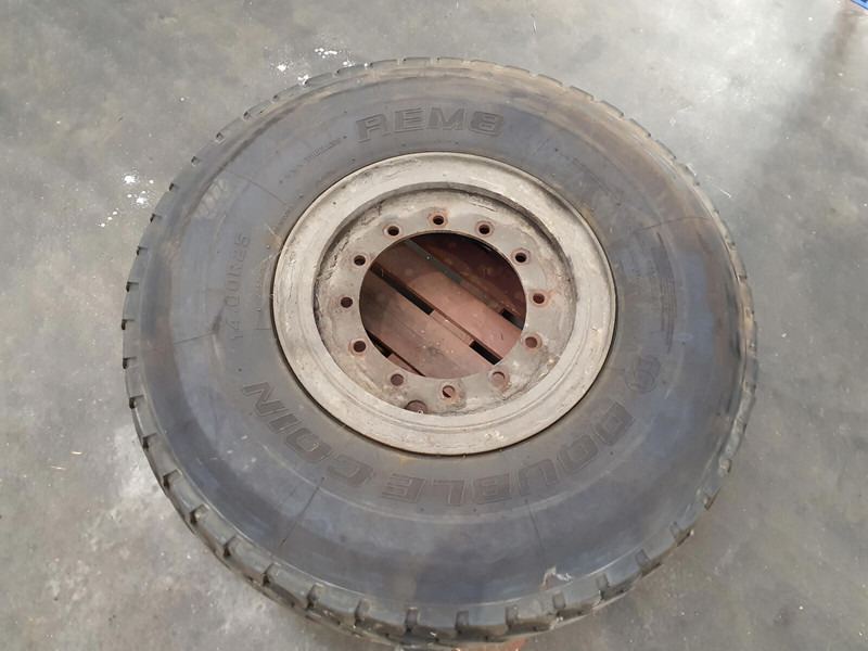 Krupp Wheel 385/95R25 12 5.4 3p - Rehvid ja veljed - Kraana: pilt 1 Krupp Wheel 385/95R25 12 5.4 3p - Rehvid ja veljed - Kraana: pilt 1
