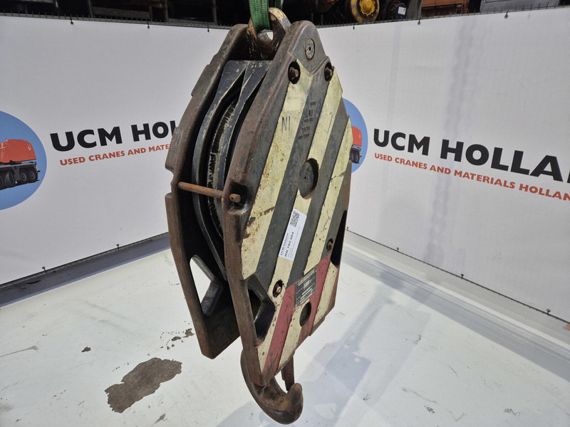 Liebherr Hookblock 23mm 1 sheave 32T - Kraana-manipulaator: pilt 1 Liebherr Hookblock 23mm 1 sheave 32T - Kraana-manipulaator: pilt 1