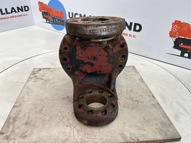 Liebherr LT 1090 Steering knuckle 16 holes - Käändtelg - Kraana: pilt 5 Liebherr LT 1090 Steering knuckle 16 holes - Käändtelg - Kraana: pilt 5