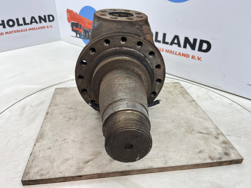 Liebherr LT 1090 Steering knuckle 16 holes - Käändtelg - Kraana: pilt 2 Liebherr LT 1090 Steering knuckle 16 holes - Käändtelg - Kraana: pilt 2