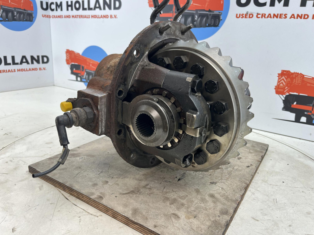 Liebherr LTM 1025 end differential 16x31 axle 2 - Diferentsiaalvarustus - Autokraana: pilt 1 Liebherr LTM 1025 end differential 16x31 axle 2 - Diferentsiaalvarustus - Autokraana: pilt 1
