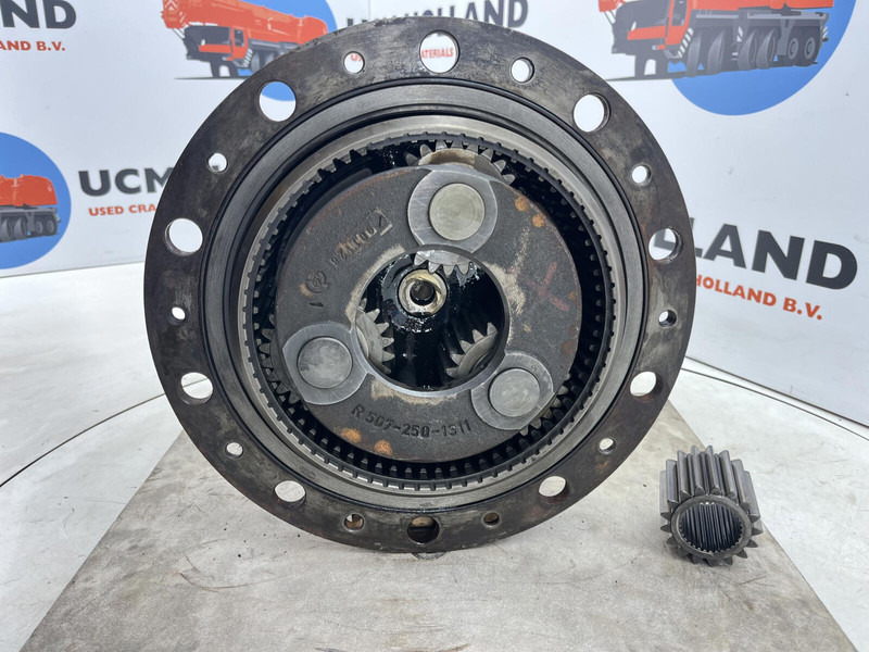 Liebherr LTM 1025 planetary gear 17-24-67-32-3pl-H85 - Vedrustus - Kraana: pilt 5 Liebherr LTM 1025 planetary gear 17-24-67-32-3pl-H85 - Vedrustus - Kraana: pilt 5