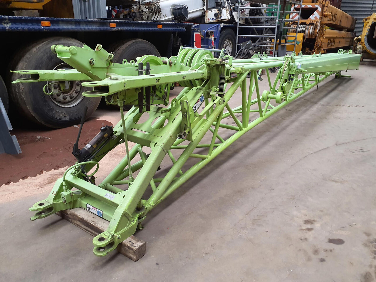 Liebherr LTM 1050-3.1 folding jib - Poom - Autokraana: pilt 1 Liebherr LTM 1050-3.1 folding jib - Poom - Autokraana: pilt 1