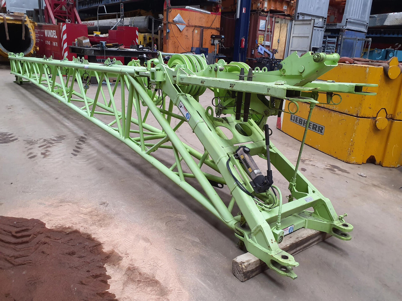 Liebherr LTM 1050-3.1 folding jib - Poom - Autokraana: pilt 4 Liebherr LTM 1050-3.1 folding jib - Poom - Autokraana: pilt 4