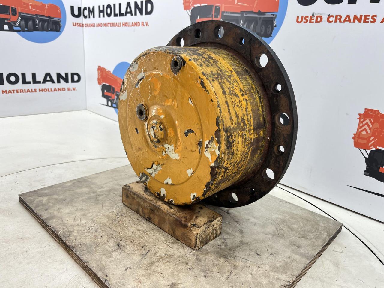 Liebherr LTM 1060 planetary gear 22-25-74-38-3pl-H135-46 - Veomootor - Autokraana: pilt 2 Liebherr LTM 1060 planetary gear 22-25-74-38-3pl-H135-46 - Veomootor - Autokraana: pilt 2