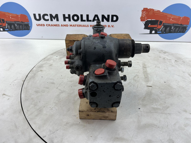 Liebherr LTM 1070 steering box - Roolisammas - Kraana: pilt 4 Liebherr LTM 1070 steering box - Roolisammas - Kraana: pilt 4