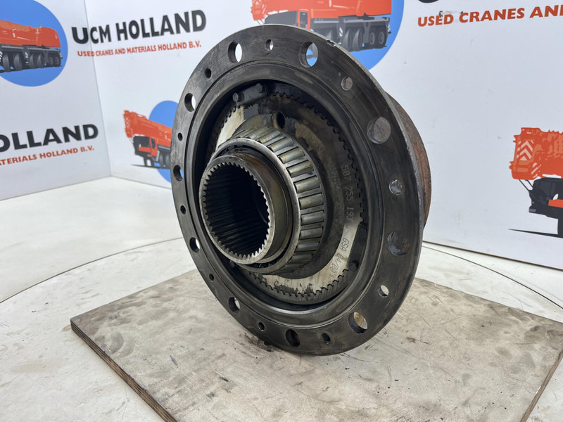 Liebherr LTM 1080 planetary gear 22-25-74-40-3pl-H135-46 - Vedrustus - Kraana: pilt 3 Liebherr LTM 1080 planetary gear 22-25-74-40-3pl-H135-46 - Vedrustus - Kraana: pilt 3