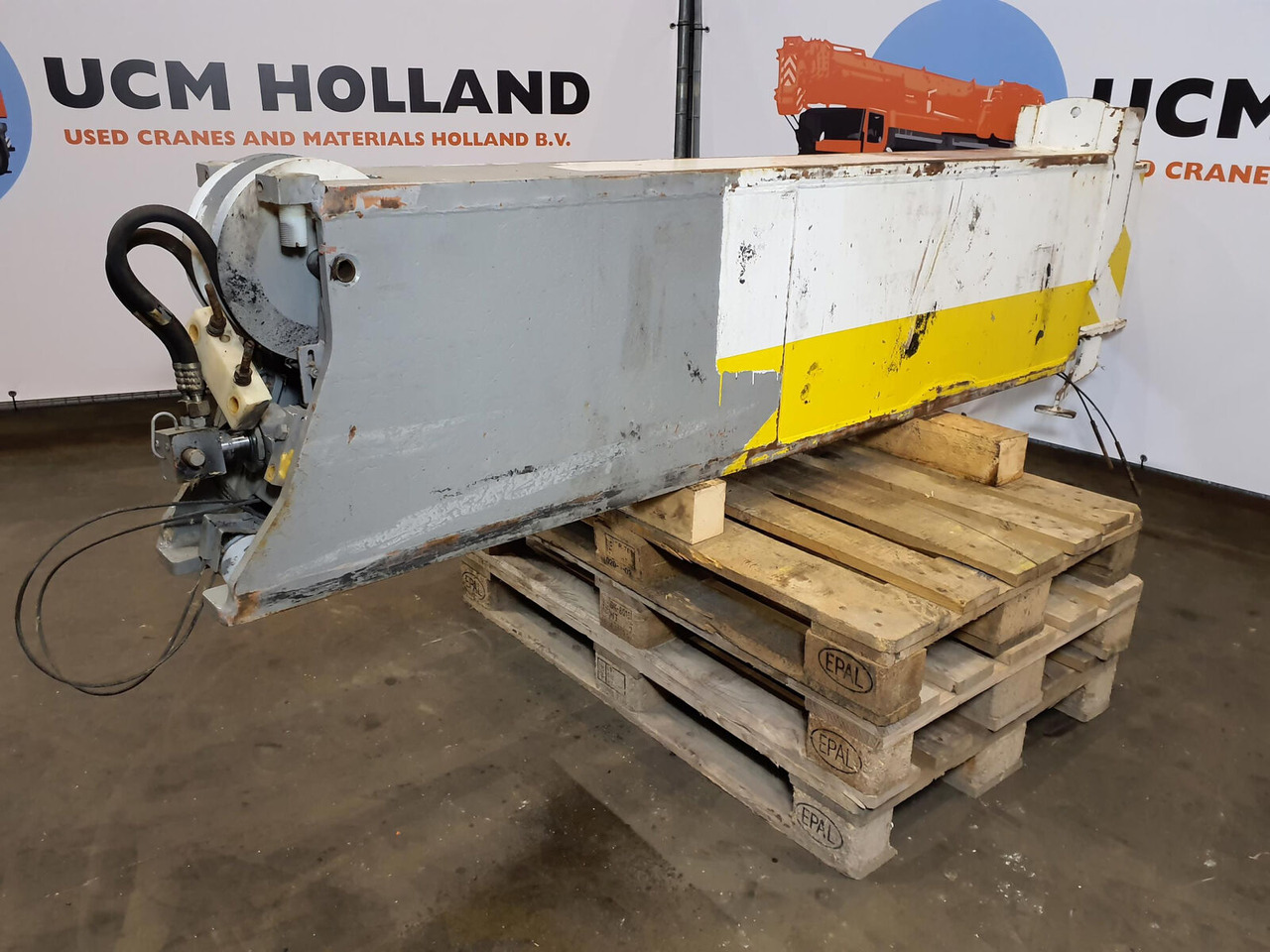 Liebherr LTM 1090-2 outrigger beam rear - Vedrustus - Kraana: pilt 4 Liebherr LTM 1090-2 outrigger beam rear - Vedrustus - Kraana: pilt 4