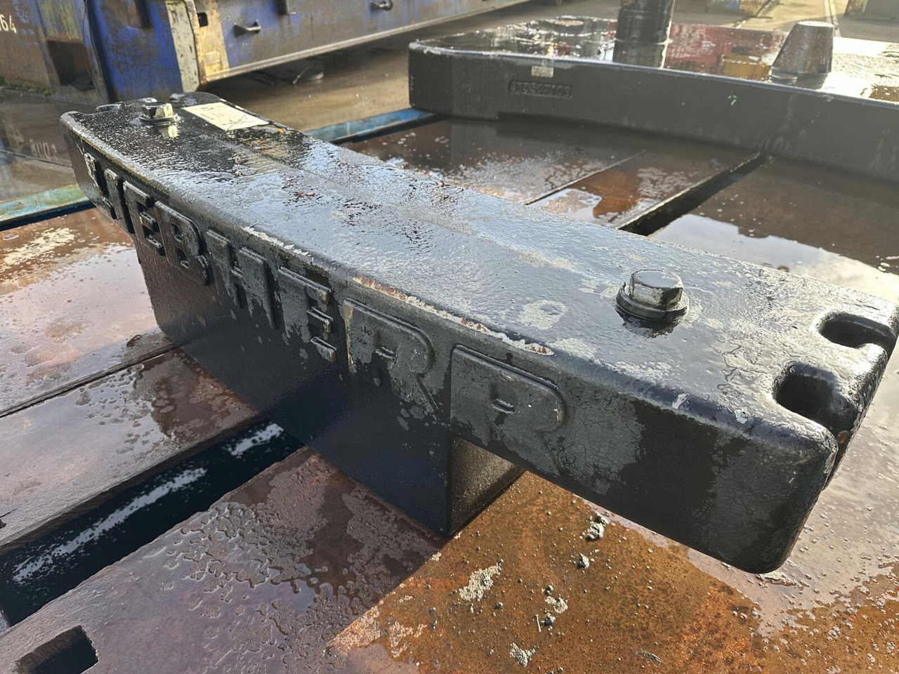 Liebherr LTM 1100-5.2 Counterweight 0,93 ton - Vastukaal - Autokraana: pilt 2 Liebherr LTM 1100-5.2 Counterweight 0,93 ton - Vastukaal - Autokraana: pilt 2