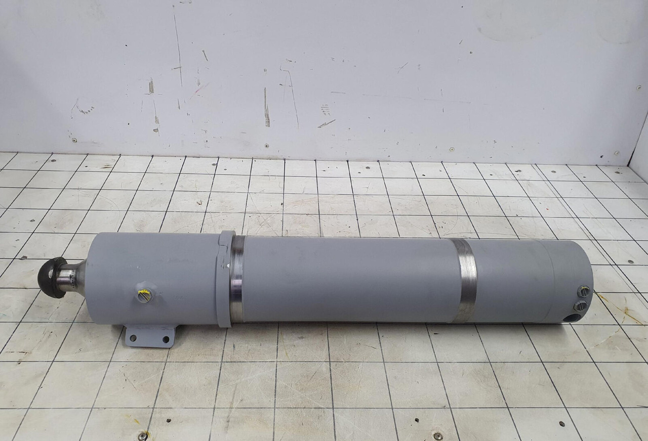 Liebherr LTM 1100-5.2 outrigger support cylinder front - Hüdrauliline silinder - Autokraana: pilt 1 Liebherr LTM 1100-5.2 outrigger support cylinder front - Hüdrauliline silinder - Autokraana: pilt 1