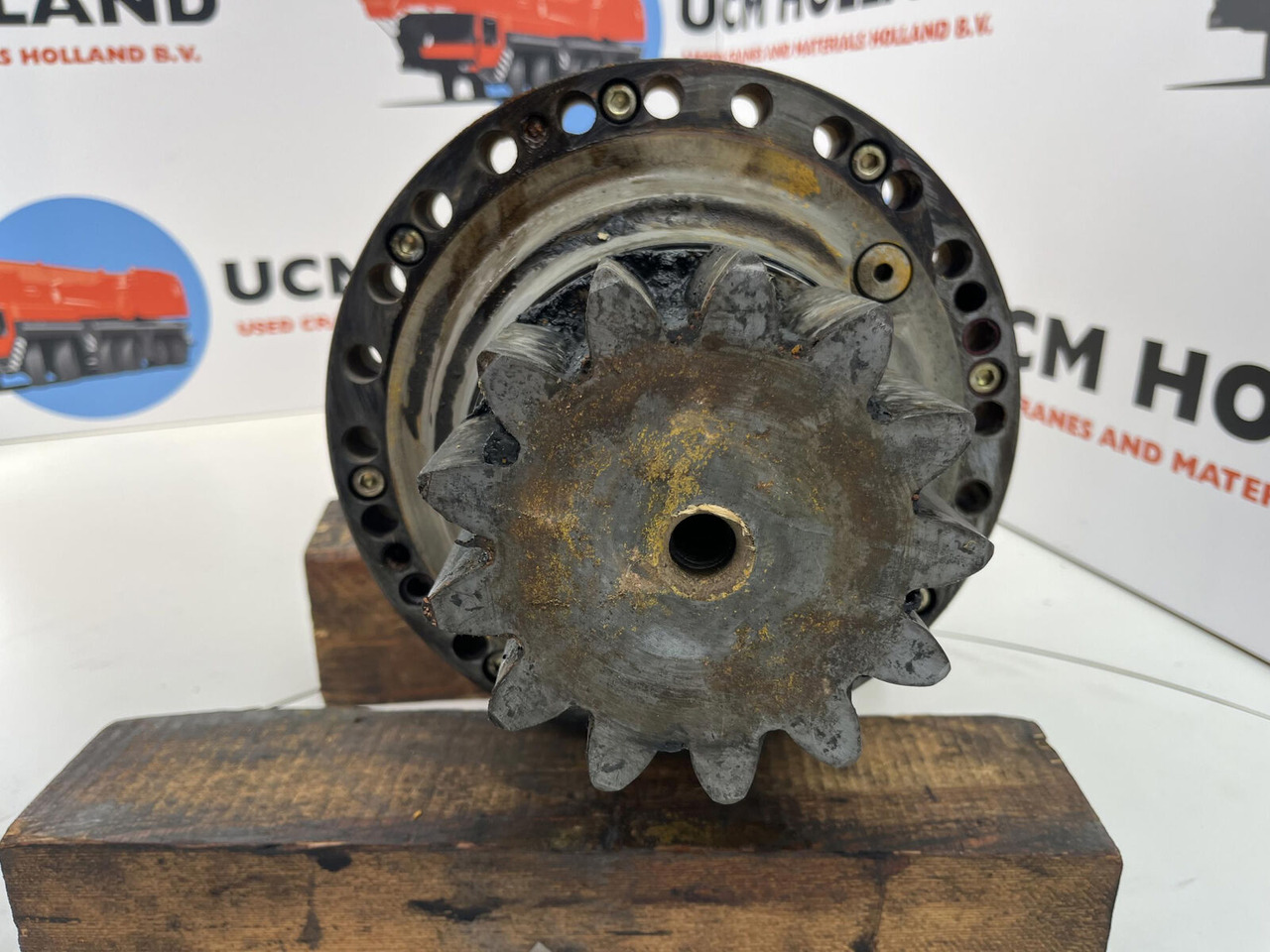 Liebherr LTM 1130-5.1 Slewing gear - Pöördemootor - Autokraana: pilt 5 Liebherr LTM 1130-5.1 Slewing gear - Pöördemootor - Autokraana: pilt 5