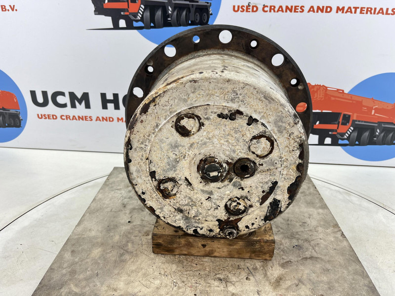 Liebherr LTM 1160 planetary gear 22-25-74-40-4pl-H185-46 - Vedrustus - Kraana: pilt 1 Liebherr LTM 1160 planetary gear 22-25-74-40-4pl-H185-46 - Vedrustus - Kraana: pilt 1