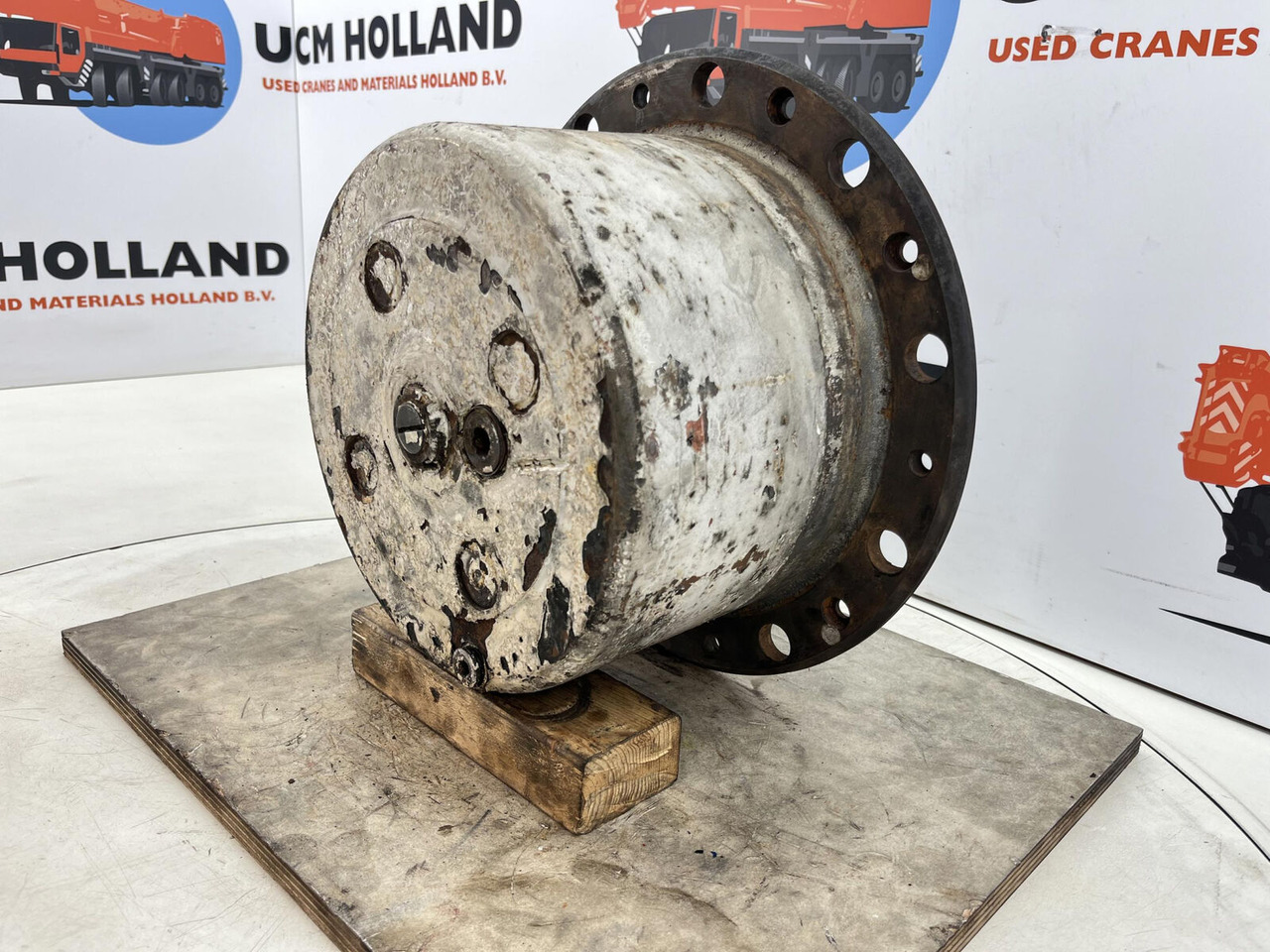 Liebherr LTM 1160 planetary gear 22-25-74-40-4pl-H185-46 - Veomootor - Autokraana: pilt 2 Liebherr LTM 1160 planetary gear 22-25-74-40-4pl-H185-46 - Veomootor - Autokraana: pilt 2