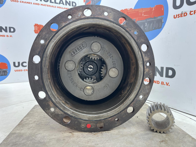 Liebherr LTM 1160 planetary gear 22-25-74-40-4pl-H185-46 - Vedrustus - Kraana: pilt 4 Liebherr LTM 1160 planetary gear 22-25-74-40-4pl-H185-46 - Vedrustus - Kraana: pilt 4