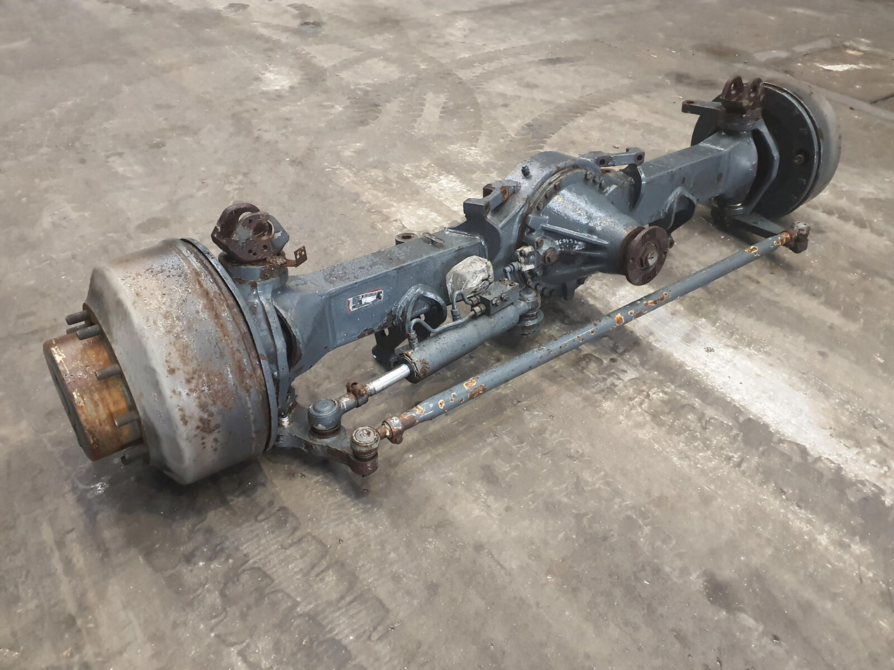 Liebherr LTM 1400-7.1 axle 6 - Telg ja varuosad - Kraana: pilt 2 Liebherr LTM 1400-7.1 axle 6 - Telg ja varuosad - Kraana: pilt 2