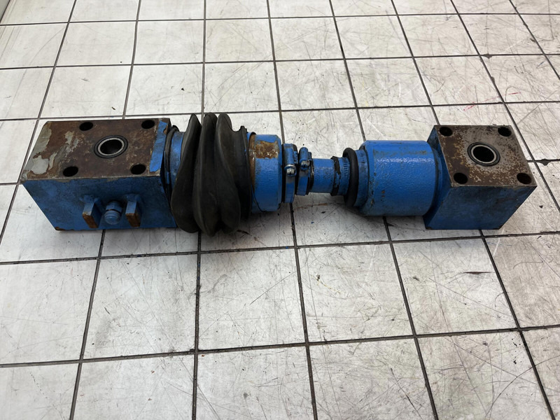 Liebherr LTM 1400-7.1 cylinder connection - Hüdrauliline silinder - Kraana: pilt 5 Liebherr LTM 1400-7.1 cylinder connection - Hüdrauliline silinder - Kraana: pilt 5