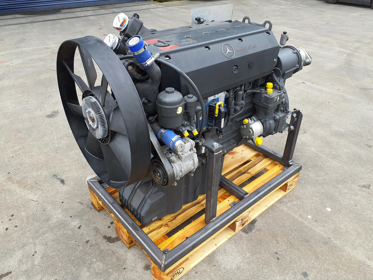 Mercedes-Benz Terex Demag Challenger 3160 Mercedes OM 926 LA - Mootor - Autokraana: pilt 1 Mercedes-Benz Terex Demag Challenger 3160 Mercedes OM 926 LA - Mootor - Autokraana: pilt 1