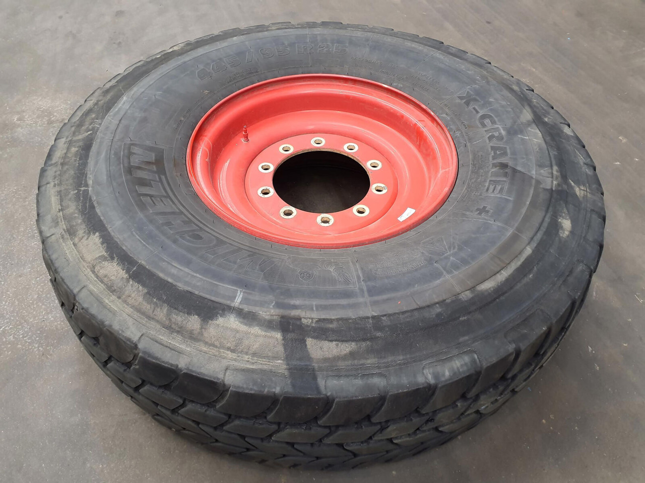 Michelin Wheel 445/95R25 10 12 1p - Komplektne ratas - Kraana: pilt 1 Michelin Wheel 445/95R25 10 12 1p - Komplektne ratas - Kraana: pilt 1