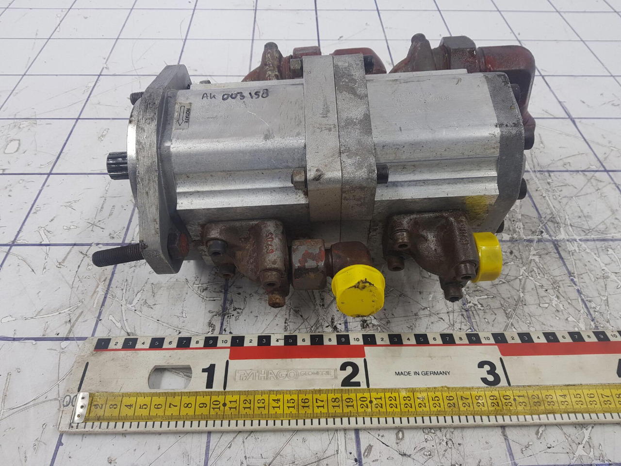 Sauer-Danfoss 70 GMT dual gear pump - Hüdrauliline pump - Autokraana: pilt 1 Sauer-Danfoss 70 GMT dual gear pump - Hüdrauliline pump - Autokraana: pilt 1
