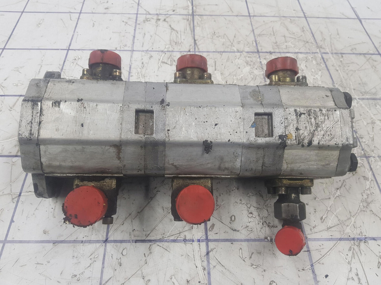 Sauer Sundstrand 3 way gear pump - Hüdrauliline pump - Autokraana: pilt 4 Sauer Sundstrand 3 way gear pump - Hüdrauliline pump - Autokraana: pilt 4