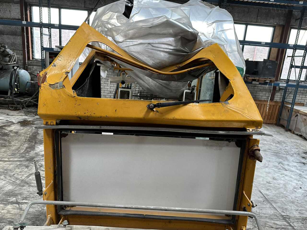 Spierings SK 1265 AT6 upper cabin - Kabiin - Autokraana: pilt 4 Spierings SK 1265 AT6 upper cabin - Kabiin - Autokraana: pilt 4