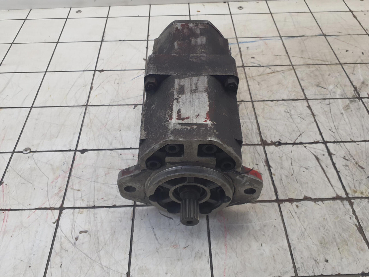 Sundstrand dual gear pump - Hüdrauliline pump - Autokraana: pilt 2 Sundstrand dual gear pump - Hüdrauliline pump - Autokraana: pilt 2